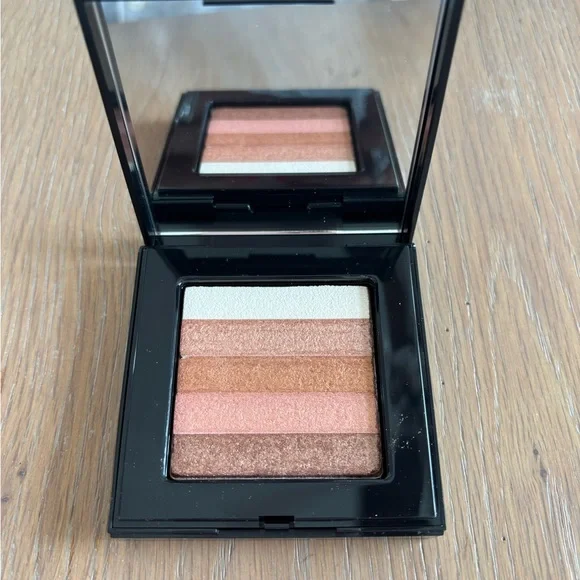 Like new Bobbi Brown brick eyeshadow compact - Picture 2 of 5